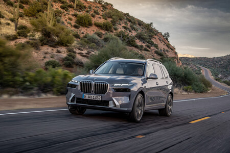El BMW X7 2023 ya tienen precio en México: el colosal SUV alemán se renueva