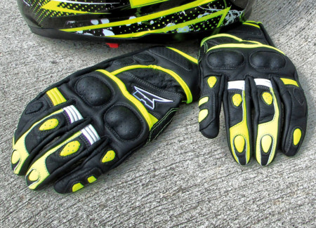 Máxima protección y seguridad para tus manos con los guantes AXO Shield