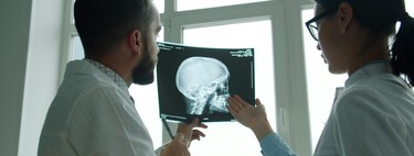 Uma batalha no sistema de saúde dos EUA: hospitais usam IA para conseguir cobrar mais, seguradoras usam para negar tratamentos