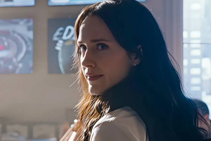Rachel Brosnahan critica a los actores que reniegan del cine de superhéroes tras su fracaso en cines: "Si decides hacerlo, hazlo, pero sé coherente"