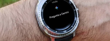 Gemini es capaz de ayudarnos a usar menos el móvil si tenemos un Galaxy Watch. Solo necesita captar nuestro interés