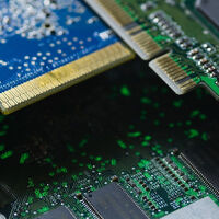 El futuro de la IA no depende de un algoritmo, sino de una antigua textil japonesa que fabrica "tela de vidrio"