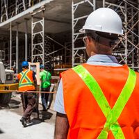 Los datos son claros: en España, sin inmigrantes se paralizarían sectores enteros y el crecimiento económico de los últimos años. Las pymes no pueden permitirlo