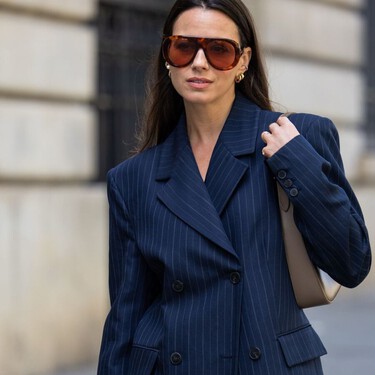 Ya está en Zara el pantalón holgado más elegante en el color de septiembre 2026