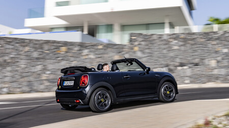 Mini Cooper Se Cabrio 6