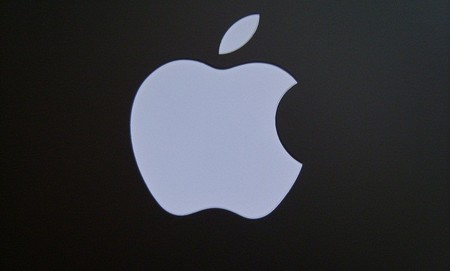 Un empleado de Apple podría perder su puesto de trabajo por echar 'horas extras'