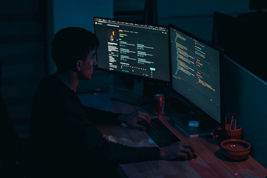 Trabajó para cuatro startups a la vez y nadie lo notó: el 'Sohamgate' ha puesto en evidencia el reclutamiento de Silicon Valley