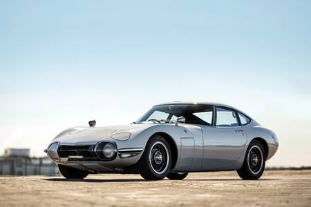 Oda al pasado: Toyota volverá a fabricar recambios originales para su emblemático Toyota 2000 GT