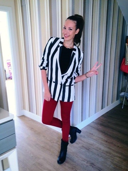 Jessica Bueno ya ha puesto sus ojitos en un nuevo maromo, ¡pasando de dj a futbolista!