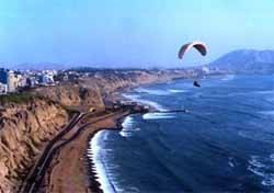 Volar en parapente en Lima