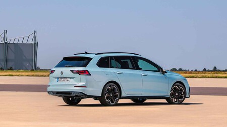 Volkswagen Golf 2024