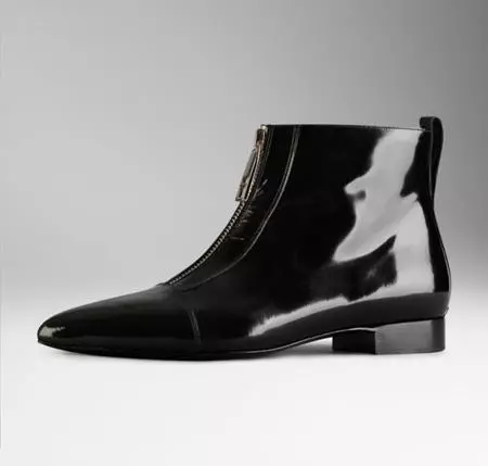Clonados y pillados: Zara non stop, ¡tiembla Burberry!