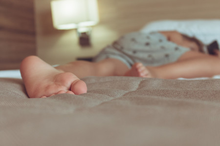 Síndrome de piernas inquietas en la infancia: cuando el niño es incapaz de estar quieto en la cama