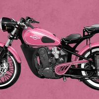 Kalashnikov, el de los AK-47, ha sacado una moto solo para mujeres. Y dicen que los coleccionistas se van a forrar con ella 