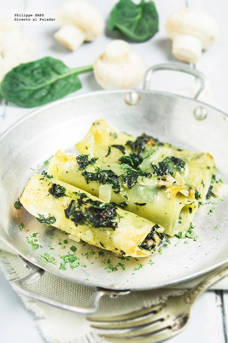Canelones rellenos de espinacas y champiñones. Receta vegetariana fácil
