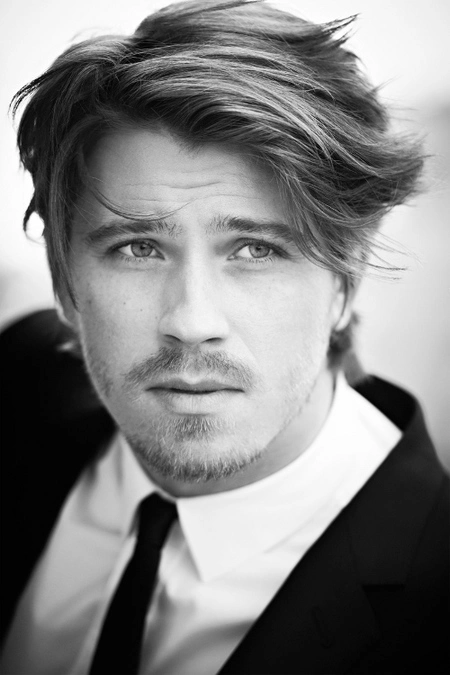 Garrett Hedlund será el nuevo hombre YSL para su perfume La Nuit de l'Homme