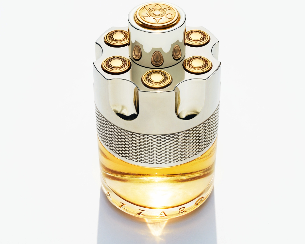 Wanted Azzaro una potente arma de seducción en manos de Nikolaï Danielsen