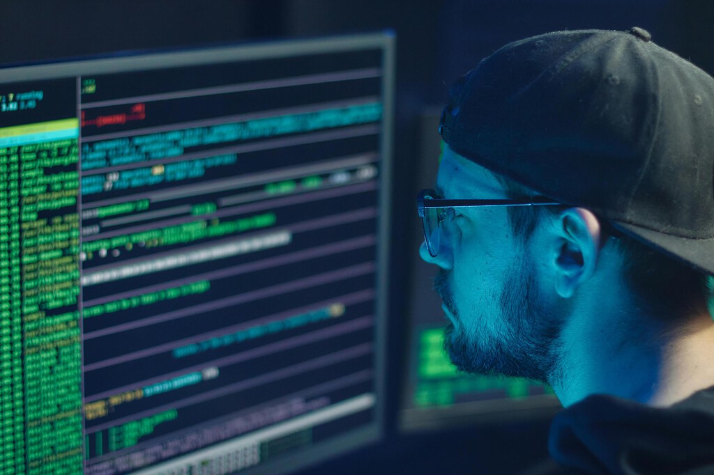 Las mejores soluciones para proteger tus datos y los equipos informáticos de tu empresa