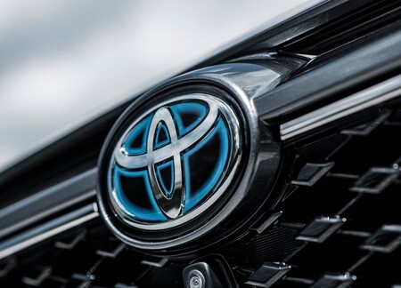 Toyota une fuerzas con Mazda, Suzuki, Subaru y Daihatsu para desarrollar sistemas de comunicación