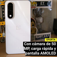 Un móvil con características muy top y precio reducido: además viene con dos accesorios muy útiles de regalo