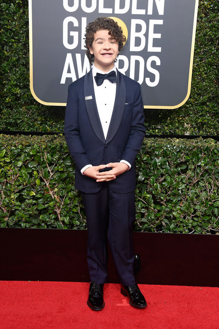 Los Chicos De Stranger Things Vuelven A Convertirse En Iconos Para Los Golden Globes 2018 04