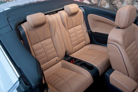 Opel Cabrio, plazas traseras
