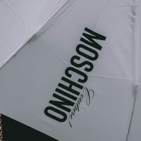 Adiós Tous: este bolso Moschino a mitad de precio es nuestra nueva obsesión para otoño y además está a mitad de precio 