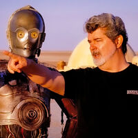 Así se vengó George Lucas del crítico que suspendió su primera película de Star Wars: con la camiseta más pasivo-agresiva de Hollywood