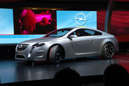 Fotos en directo del Opel Coupé GTC Concept
