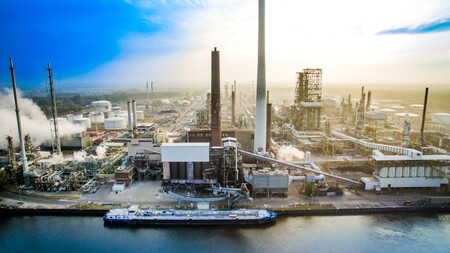 BP quiere producir hidrógeno verde a escala industrial en una refinería alemana, y lo hará gracias al viento