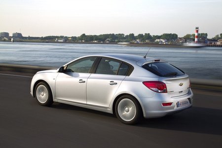 Chevrolet Cruze HB5