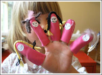 Unos títeres de dedo muy originales para hacer en casa