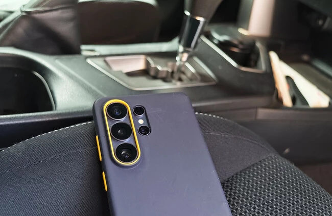 Movil Suelto Coche Portada