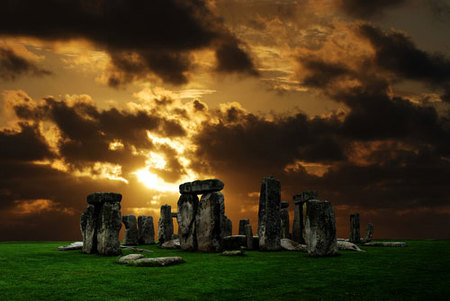 Solsticio multitudinario en Stonehenge