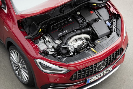 Mercedes Amg Gla 35 13