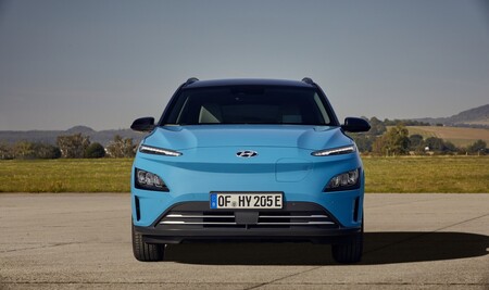 El nuevo Hyundai Kona EV ya está a la venta con hasta 484 km de autonomía: así queda la gama del B-SUV eléctrico