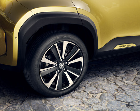 Toyotayariscrosselectrichybrid Lanzamiento16