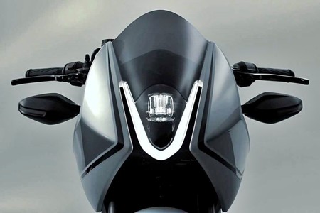 Suzuki vuelve a la carga con el turbo, y esta vez parece va en serio con la denominación GSX-700T
