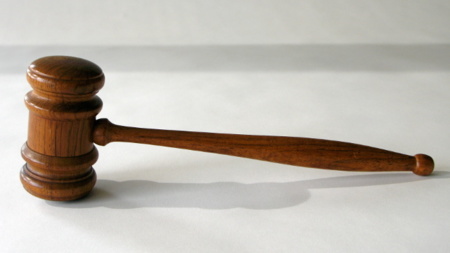 El Tribunal Supremo anula parte del reglamento de la Ley Sinde