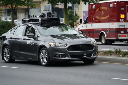 "El peatón era un objeto no identificado", tenemos informe preliminar sobre el coche autónomo de Uber que mató a una persona
