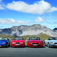 BMW Z8, el "abuelo" del BMW Z4 cumple 20 años de su primera aparición ante el mundo