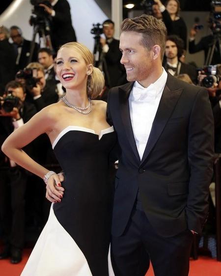 Y de Violet pasamos a James, ¿verdad Blake Lively?