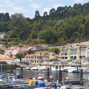 El espectacular pueblo de Galicia al que hay que ir una vez en la vida: los pescadores traen buen marisco y las playas son eternas