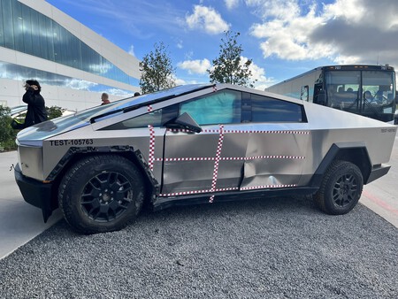 TESLA2