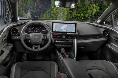 Toyota C-HR 2023 Prueba Contacto 1