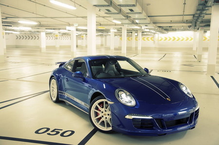 Porsche 911 Carrera 4S '5M Porsche Fans'
