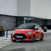 El nuevo Mazda2 será el actual Toyota Yaris híbrido y empezará a fabricarse este mes de diciembre en Francia