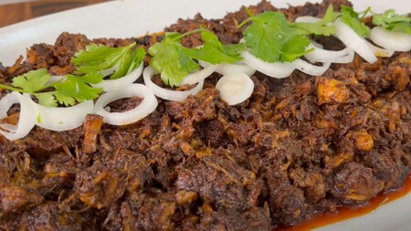 Para que el chilorio sinaloense te quede jugoso y lleno se sabor, solo necesitas chile guajillo