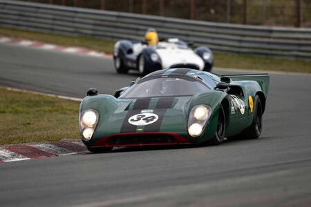 Dhg Racing Lola T70 Mkiiib 5 2471 Scaled