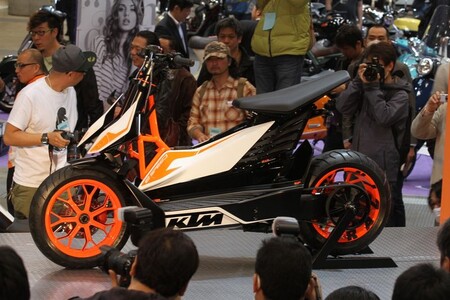 KTM, Honda, Yamaha y el Grupo Piaggio se han unido para utilizar las mismas baterías intercambiables en sus motos eléctricas
